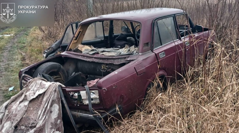 Ворожий безпілотник атакував цивільний автомобіль на Сумщині, загинув водій