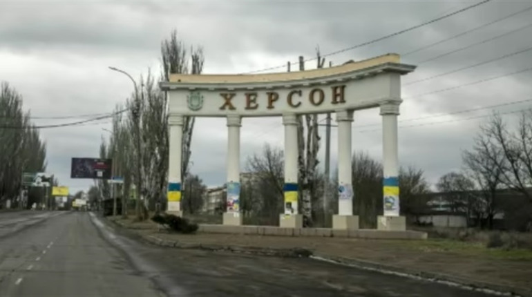 У Херсоні проспект Кутузова перейменували на проспект Шухевича