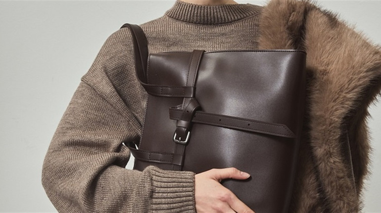 Жіночі аксесуари: останні тренди, які доповнять твій образ