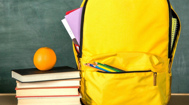 Подати заяву на отримання разової допомоги «Пакунок школяра» можна до 15 листопада