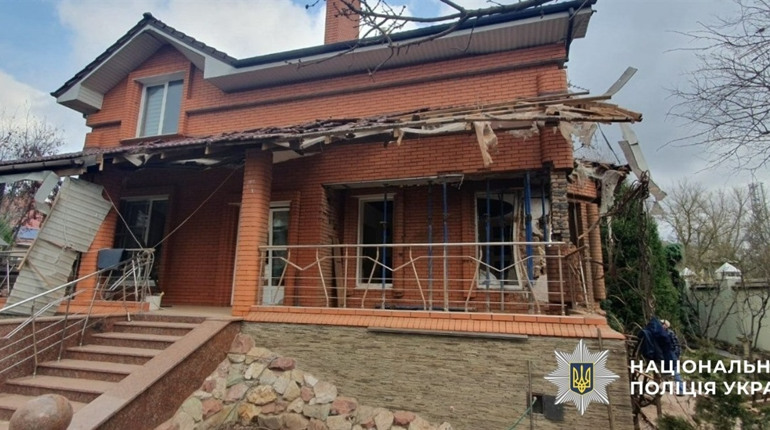Ворожі обстріли Херсонщини: окупанти застосували артилерію, міномети, РСЗВ та безпілотники