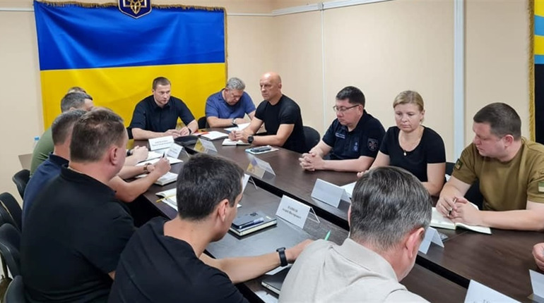 Очільник Донеччини провів першу нараду з керівниками новостворених місцевих військових адміністрацій