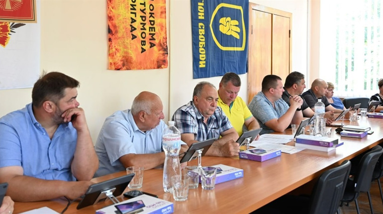 Затверджені й відхилені пропозиції: емоційна липнева сесія