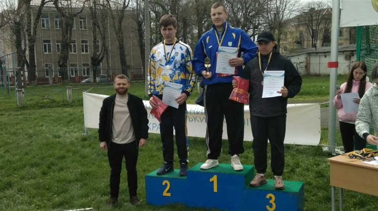 Старокостянтинівець став третім на Кубку України з легкоатлетичних метань