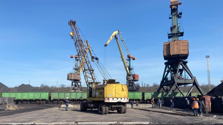 Южненський торговельний порт відремонтував один з причалів(ФОТО)