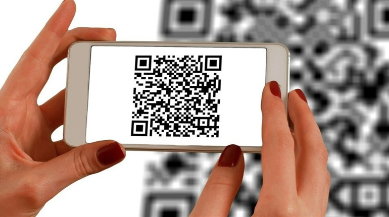 Фішингові QR-коди в громадських місцях: кіберполіція застерігає від шахраїв