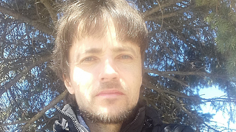 Терпение – главное качество для художника, считает молодой художник из Бердянска Арсений Мироненко