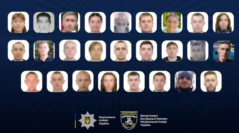 Викрадення людей, катування, грабежі: 26 поліцаїв з Каховки отримали підозри від СБУ