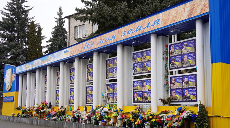 У Городоцькій громаді 71 матері полеглих захисників присвоїли звання «Мати Героя»