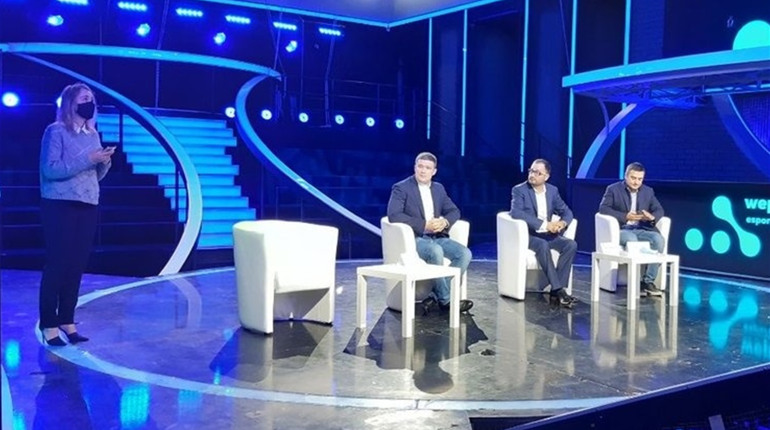  Хто пливе за «Течією»?