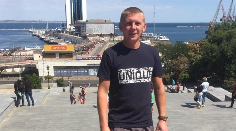 «Синочку, чому я тебе не вимолила в Бога?» Історія Героя Володимира Блажка очима матері