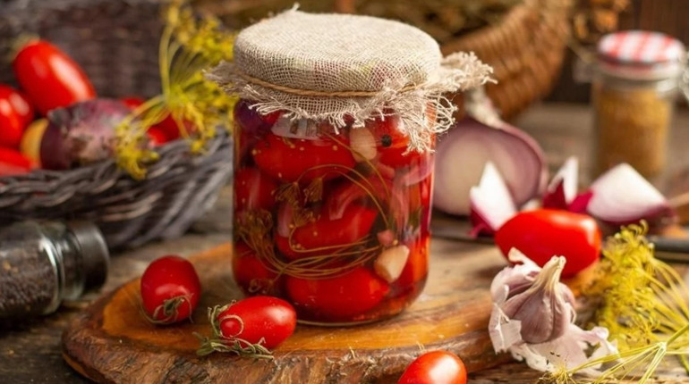 ТОП-10 рецептів консервації помідорів