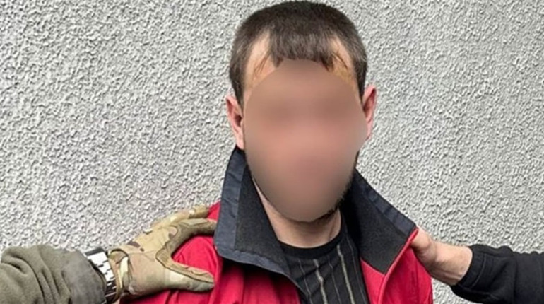 Правоохоронці затримали мешканця Бахмутського району, що працював на ворога. Йому “світить” довічне