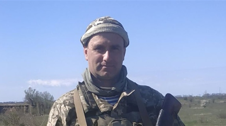 Маленька Злата не дочекалася тата на День народження, Захисник Сергій Сеник загинув у бою за Бахмут