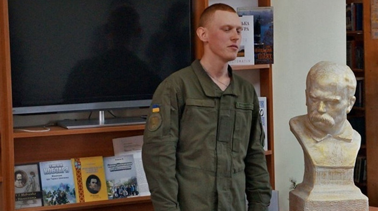 Як  нацгвардіці з Калинівки читали вірші Шевченка