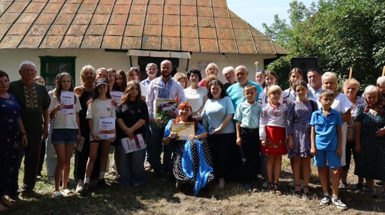 У Малих Мацевичах втретє вручили Всеукраїнську літературну премію імені Миколи Клеца