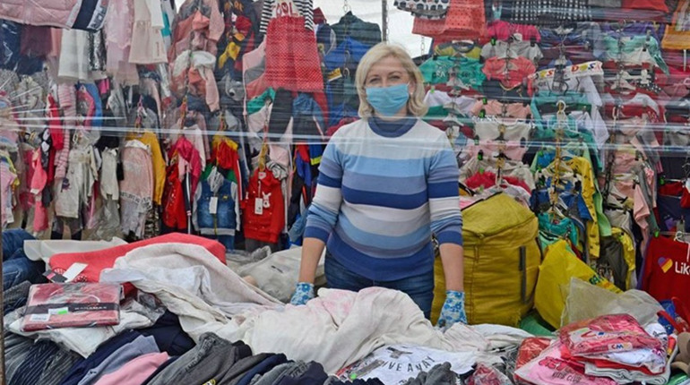 Мінус обмеження: на Сарненщині відновили рух транспорту та "великий" базар