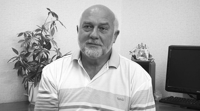 "Я с гордостью понял, что попал куда надо",- рассказывает строитель Сергей Коломиец
