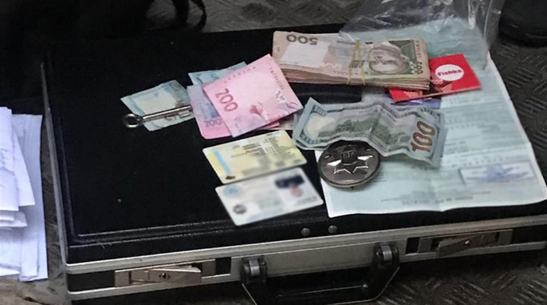 Заступник начальника Вараського відділу поліції «погорів» на хабарі у Хмельницькому