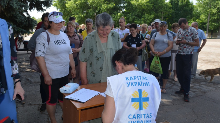 Карітас Одеса і фундація МакДональд в Україні надали допомогу переселенцям у Біляївській громаді