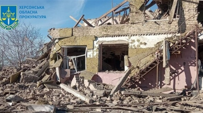 Окупанти завдали удару по селу на Херсонщині: є загиблий