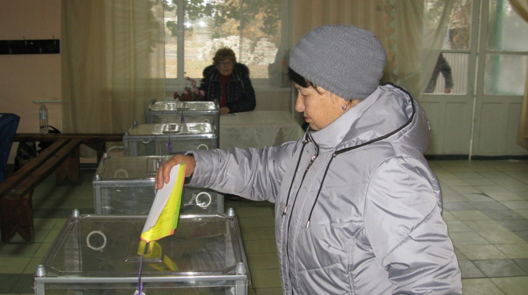 Цифра дня: Скільки переселенців у Сватовому голосуватимуть на виборах президента