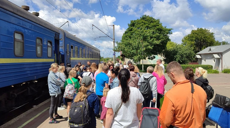 Шосткинські діти поїхали відпочивати в Закарпаття