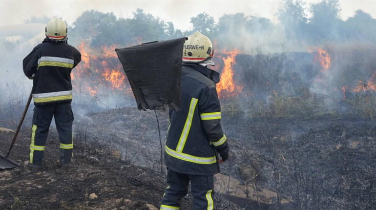 В Одесі відкритим полум’ям горіли поля фільтрації на 20 000 м2: ліквідація пожежі була складна