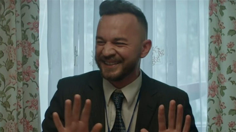 «Уроки толерантності» (2024): стрічка, яку варто подивитись, щоб зламати стереотипи