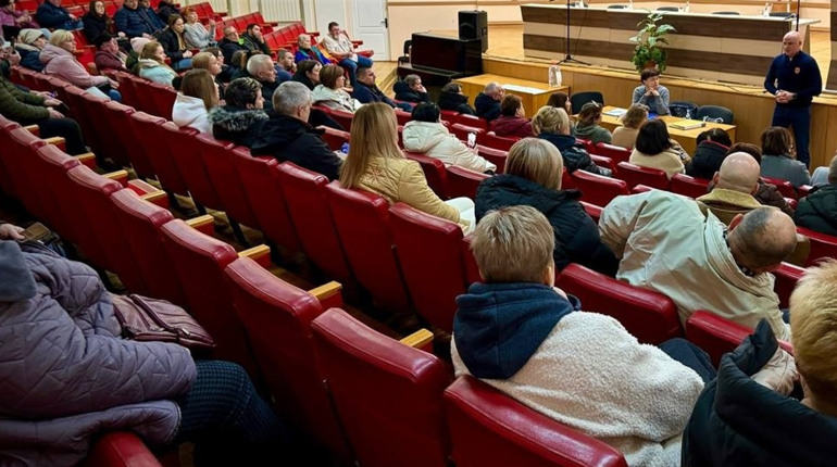 Відсутність ОСББ в Долинській: проблема чи ні?