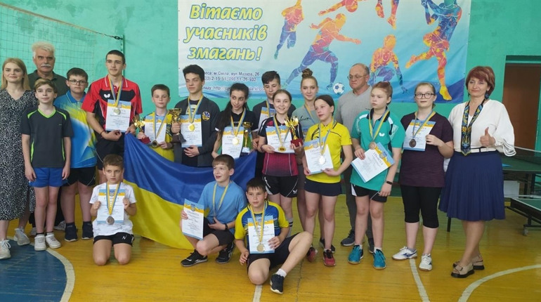 У Смілі відбувся відкритий Чемпіонат з тенісу, присвячений Дню захисту дітей