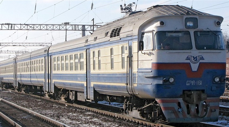 Із Сарн до Коростеня курсуватиме приміський потяг