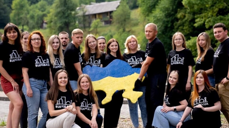 Як долучитись до національної програми залучення молоді до відновлення України