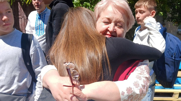 Крізь вишиті візерунки поколінь: як ліцей «Престиж» відзначив День вишиванки