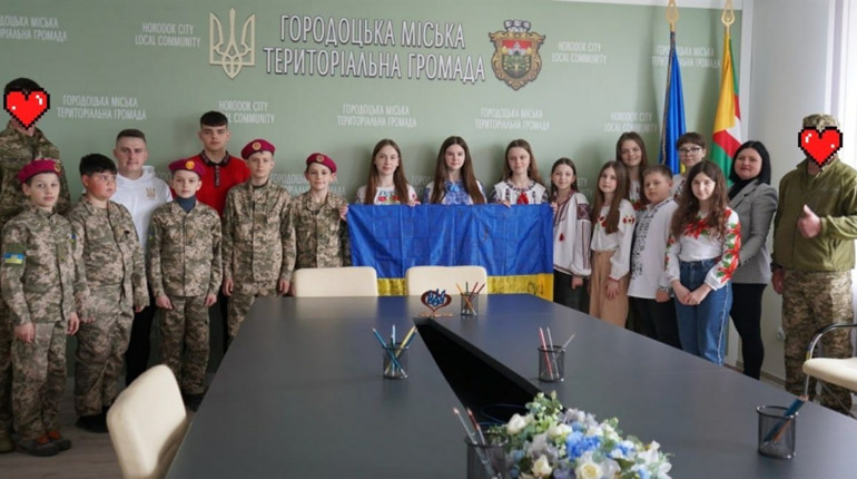До дітей з Городка приїхали військові. Яка мета несподіваного візиту