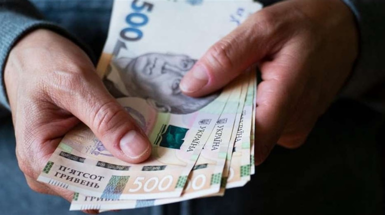 Яким категоріям ВПО автоматично продовжать виплати ще на пів року