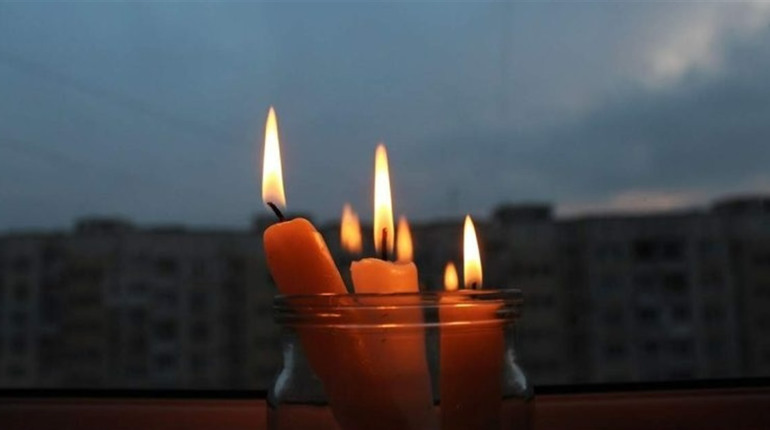 Чому світла немає, коли по графіку має бути - розповів керівник Фастівського підрозділу ДТЕК