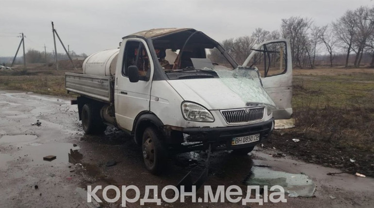 FPV-дрон атакував автівку в Шосткинському районі: водія травмовано