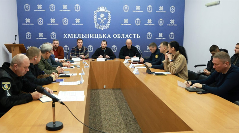 На Хмельниччині обговорили, як забезпечити сталий мобільний зв’язок у громадах