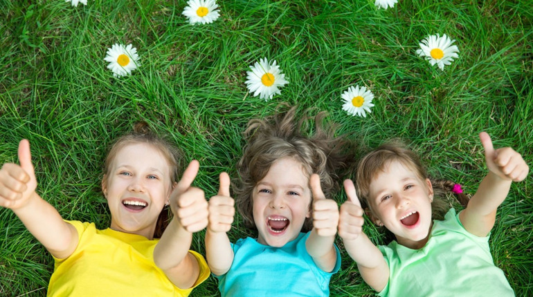 Діти ВПО зможуть безкоштовно оздоровитись та відпочити у 2026 році