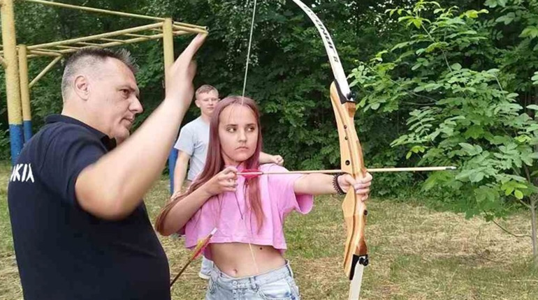 Змагання зі спортивного метання ножів, сокир та стрільби з лука у Звягелі