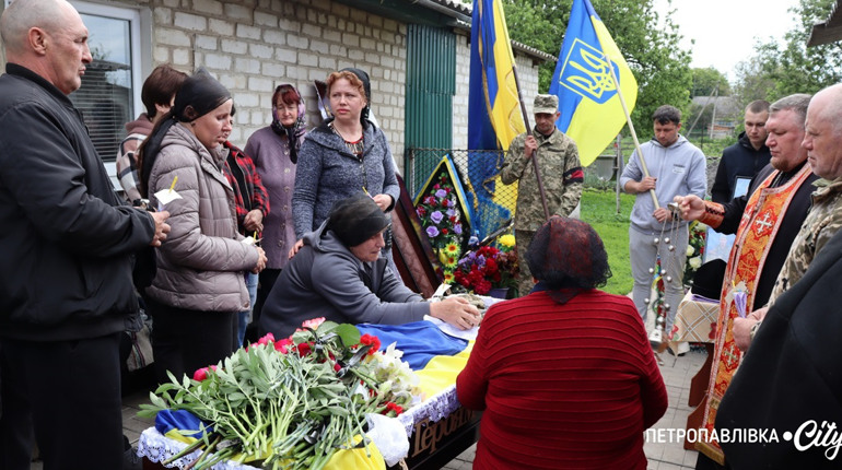 У війську Небесному: Костянтин Востріков не був людиною війни, але став на захист України (ВІДЕО)