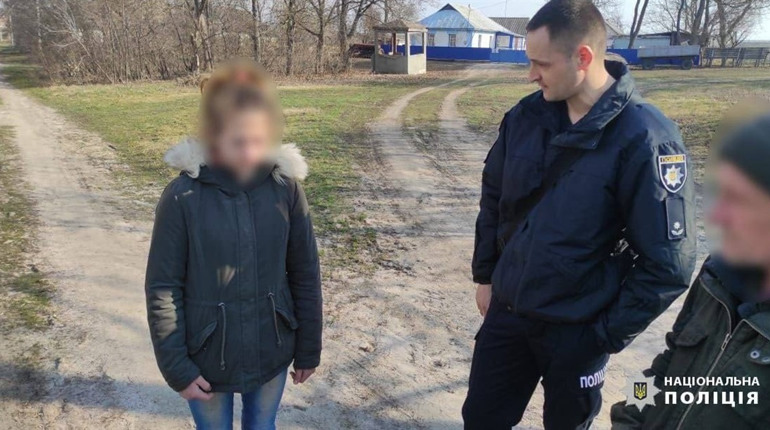 Неповнолітніх втікачів повернули додому поліціянти. З’ясовують причину втечі