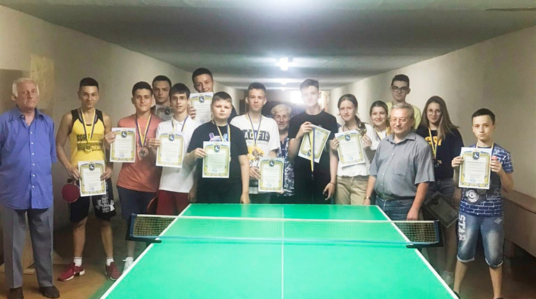У Кіцмані відбулися змагання з настільного тенісу