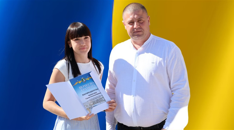 У Південноукраїнську відзначили День Конституції України та нагородили мешканців громади