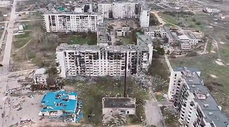 Їли голубів і собачу кашу, билися в чергах по продукти, падали від виснаження: життя в Олешках