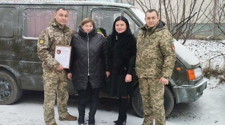 На потреби ЗСУ. Родина полеглого городоччанина Владислава Хаєцького віддала воїнам своє авто