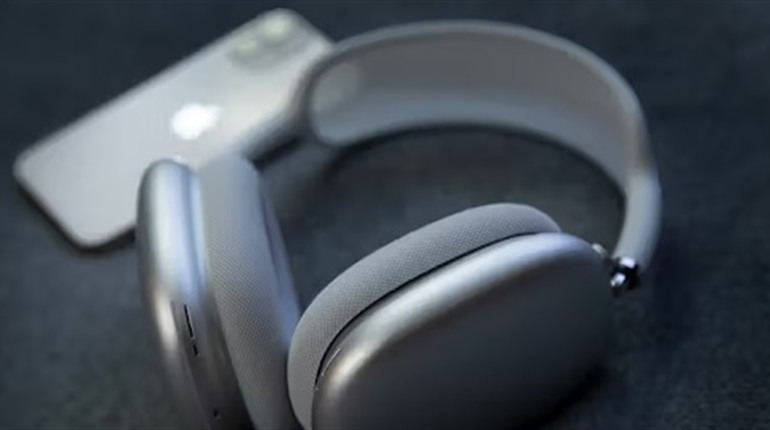 Дизайн і комфорт в AirPods Max 4: Які зміни принесла нова версія навушників