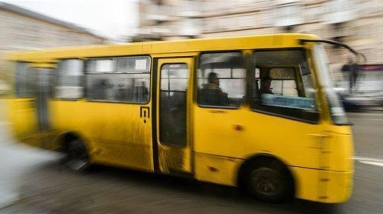 Вартість квитка в автобусі №5 та причина відміни приміського маршруту: роз'яснення міськради