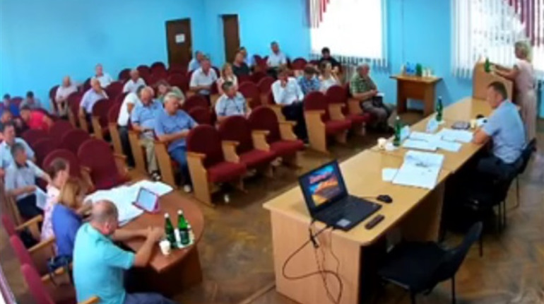 Володимирецька селищна громада: пів сотні питань на порядку денному
